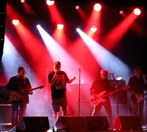 Strachy zagrały charytatywnie (GALERIA)