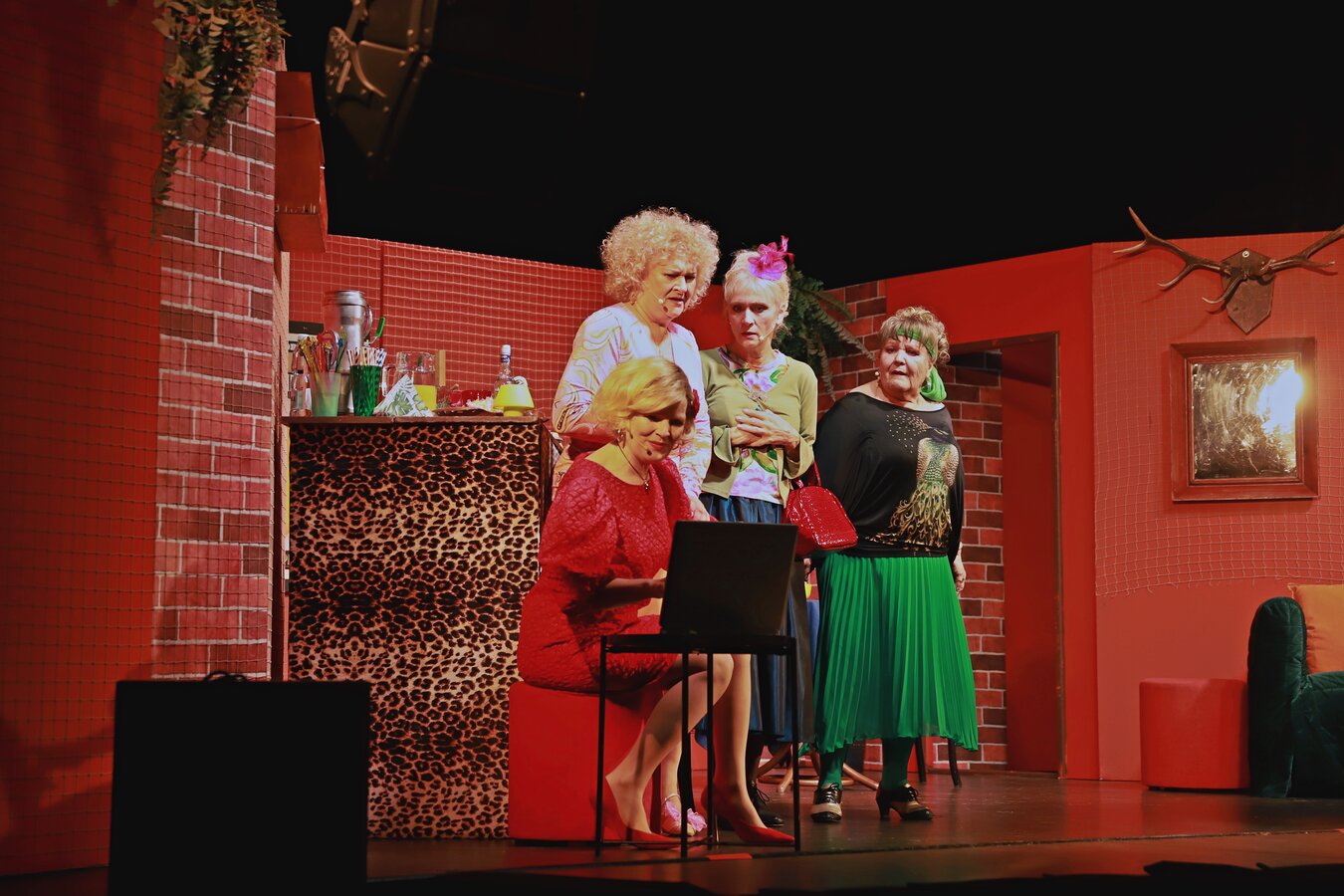 Spektakl „Klimakterium 2” znów rozbawił publiczność w MOK-u